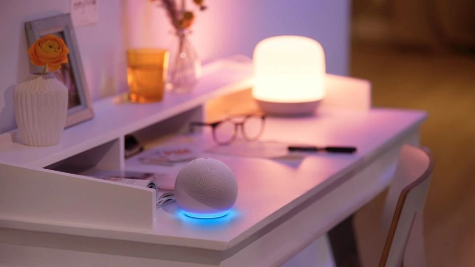 Philips WiZ Hero Smart Table Lamp | Full Color LED Desk Lamp - 10W WiFi RGB Portable Bedside Light (16M Colors + Tunable White + Dimmable)